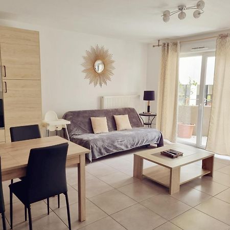Grand Appartement Avec Garage Et Terrasse Castelnau-le-Lez Kültér fotó